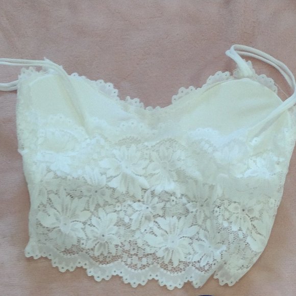 Lacey bralette - Picture 2 of 2